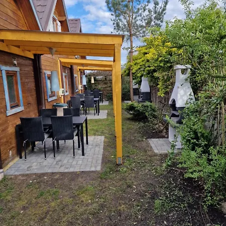 Rekin - Klimatyzowane Z Bala Oraz Podgrzewany Basen! Ferienhaus Rewal