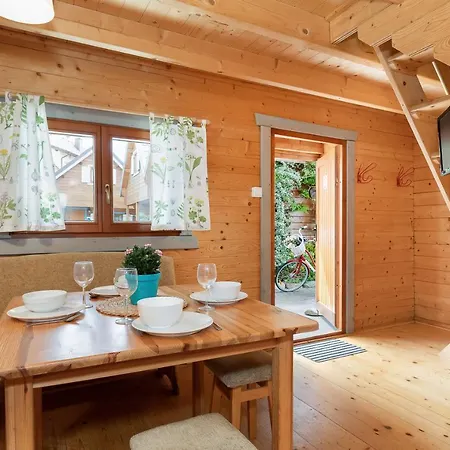 Rekin Podgrzewany Basen Z Brodzikiem Oraz Klimatyzacja Prázdninový dům Rewal