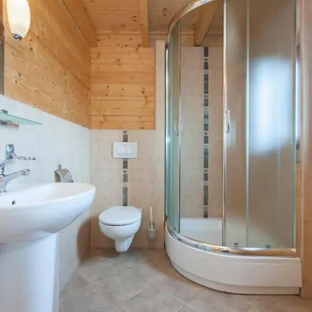 Holiday home Rekin Podgrzewany Basen Z Brodzikiem Oraz Klimatyzacja Rewal