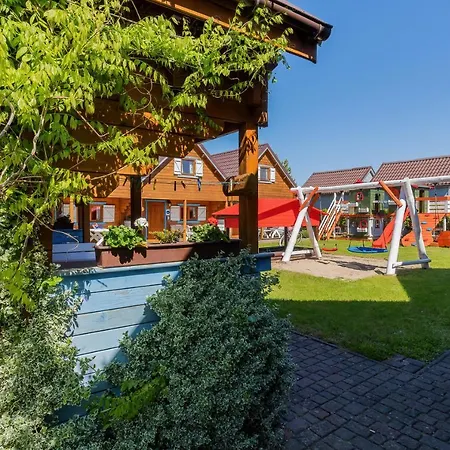 Prázdninový dům Rekin Podgrzewany Basen Z Brodzikiem Oraz Klimatyzacja *