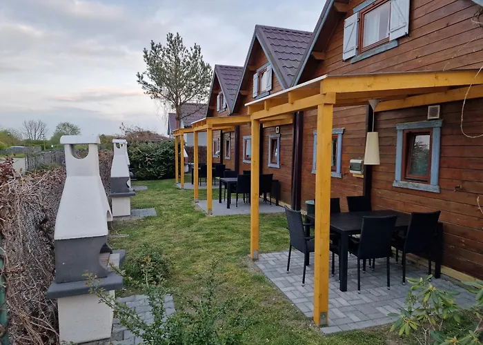 Rekin Podgrzewany Basen Z Brodzikiem Oraz Klimatyzacją Dom wakacyjny