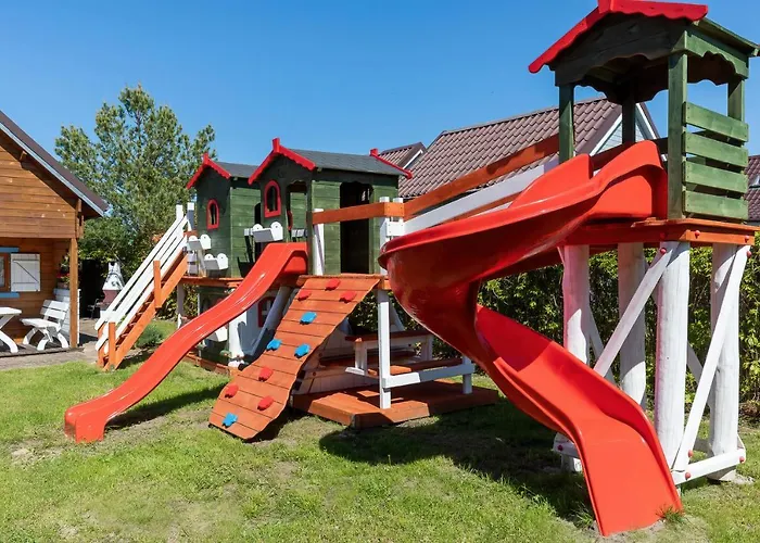 Rekin Podgrzewany Basen Z Brodzikiem Oraz Klimatyzacją Dom wakacyjny